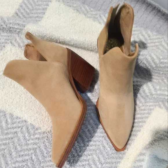 Vince Camuto Suede Bibestie Booties Zip Back 7 - Picture 1 of 9